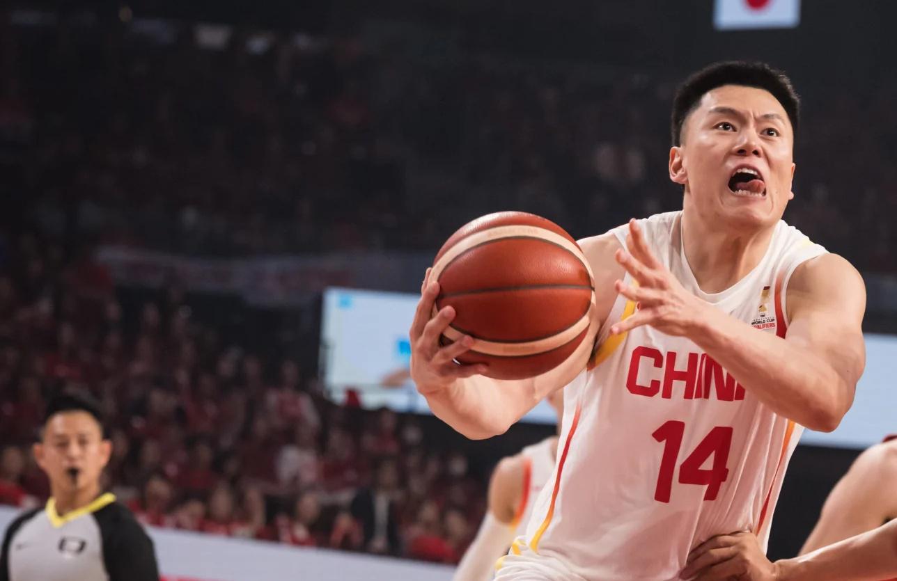 砍9分11篮板！中国男篮1米98奇兵正负值+21：郭士强用对他